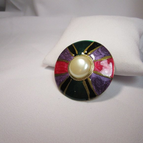 Vintage 80's Costume Jewelry Enamel Pin - Picture 3 of 9